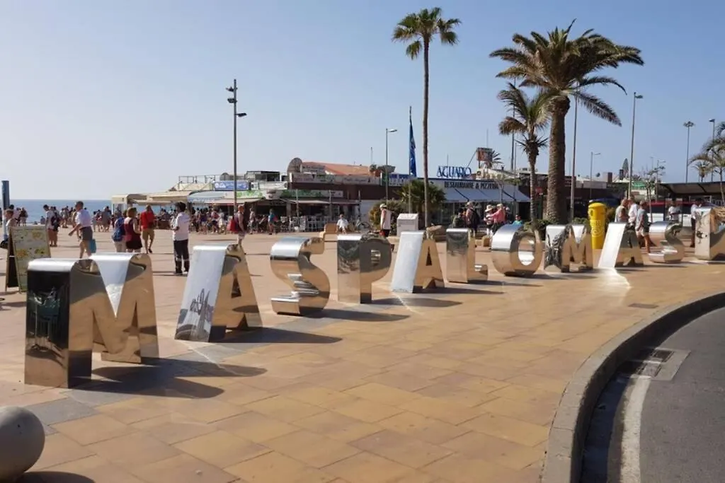Luxury Apt 1 Minute From The Beach Of The Dunes Playa del Inglés 0*,  Spanien