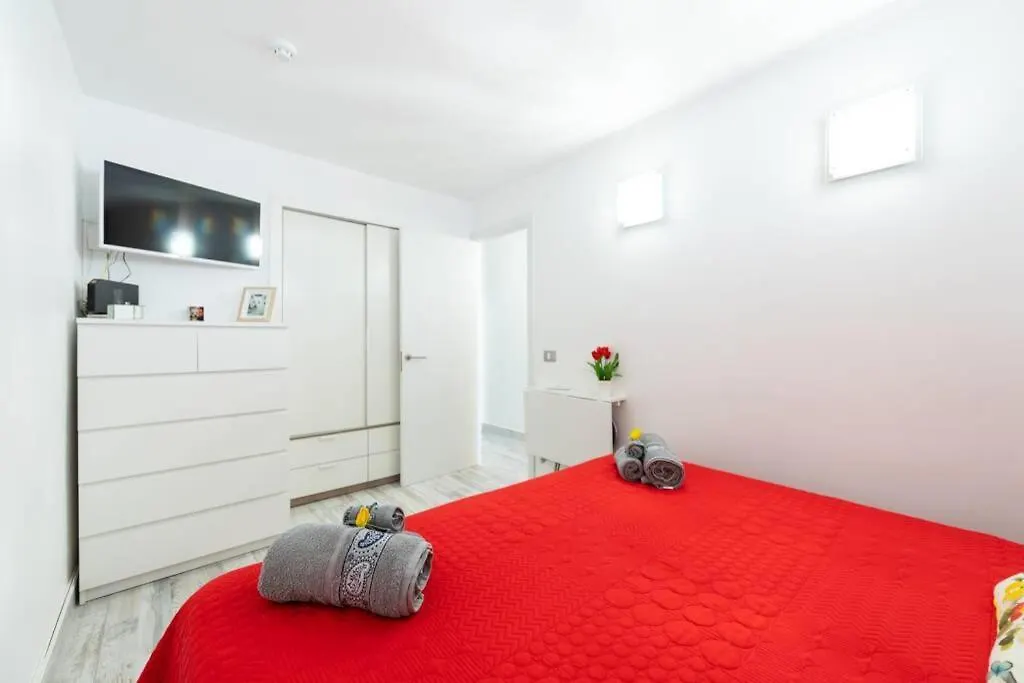 Luxury Apt 1 Minute From The Beach Of The Dunes Playa del Ingles  Apartment