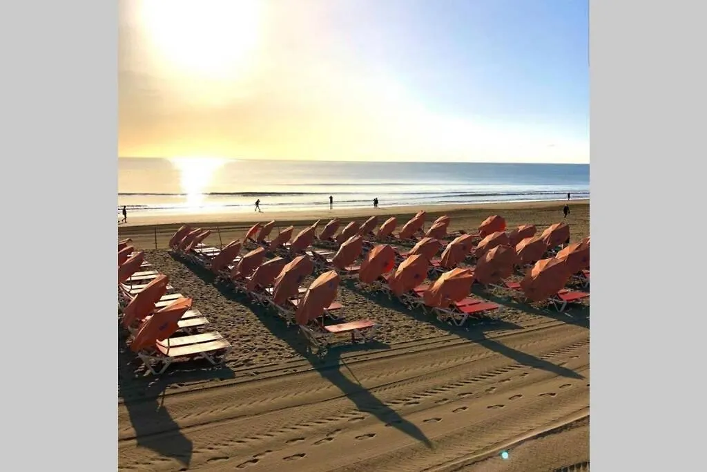 Apartment Luxury Apt 1 Minute From The Beach Of The Dunes Playa del Ingles