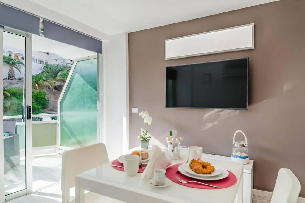 Luxury Apt 1 Minute From The Beach Of The Dunes Playa del Ingles